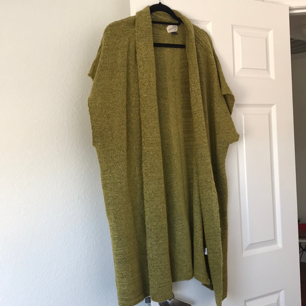 Green sleeveless Cardigan